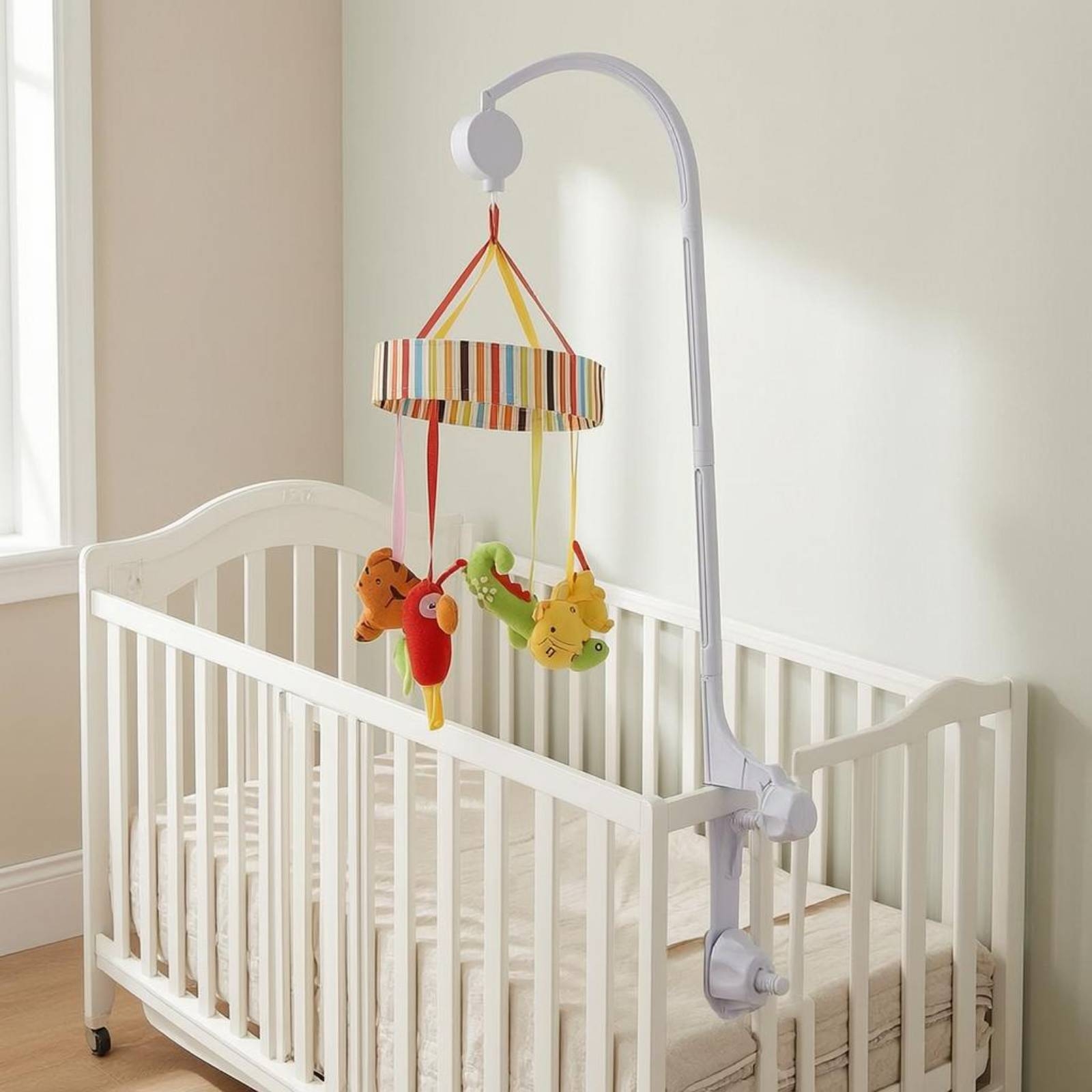حامل موبايل سرير الأطفال أبيض  - مراجعة Baby Nursery Crib وسعره