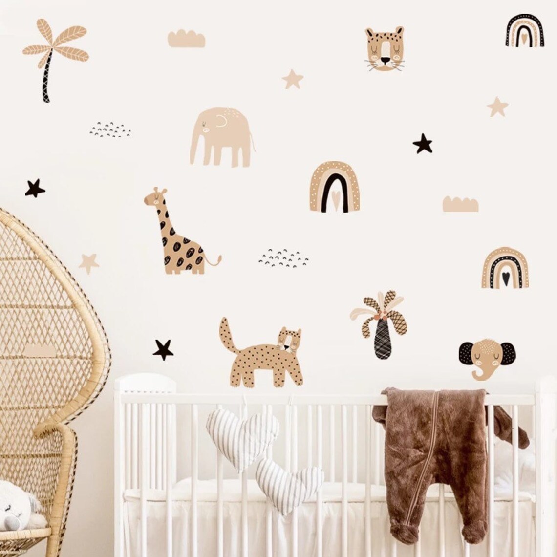 ملصقات جدارية بوهو كرتونية بأل - مراجعة Baby Nursery Labels وسعره